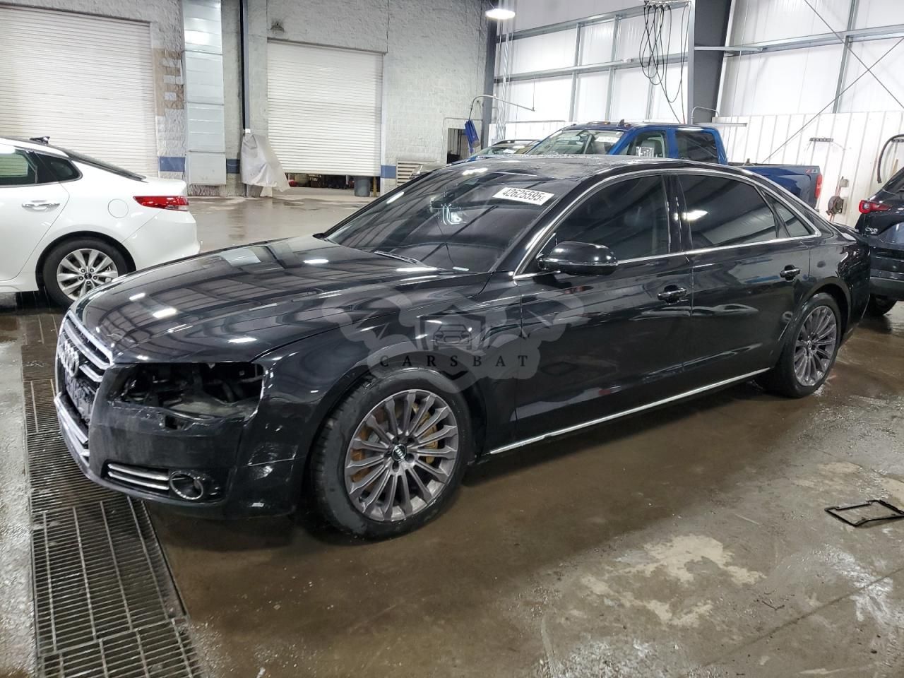Audi A8 L QUATTRO 4.0L 8 2013