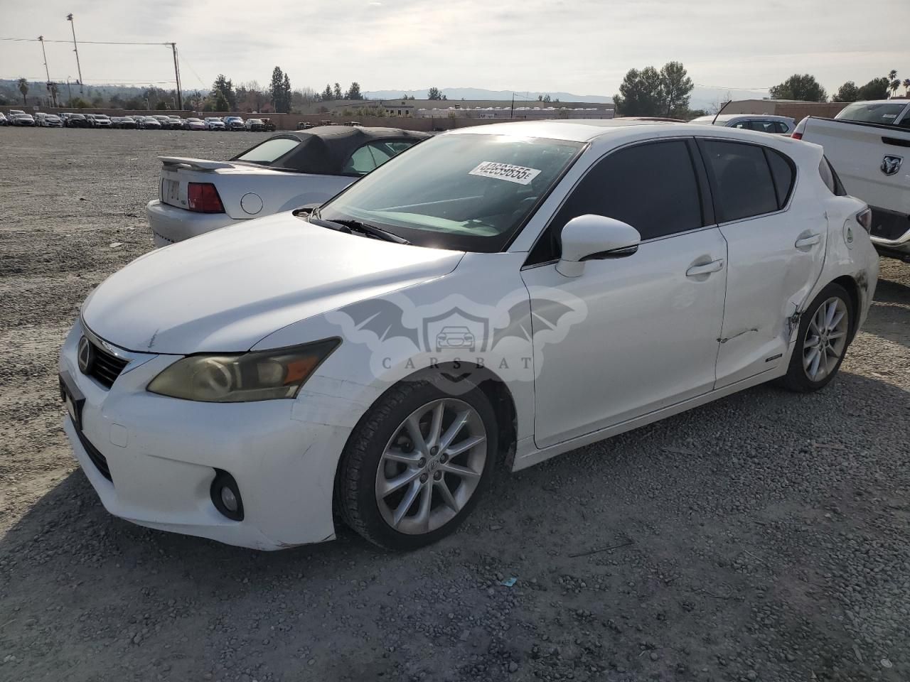 Lexus CT 200 1.8L 4 2013