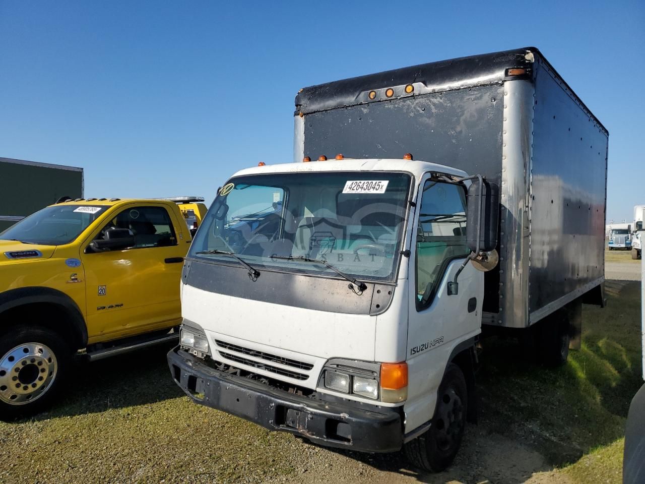 Isuzu NPR 5.7L 8 2000
