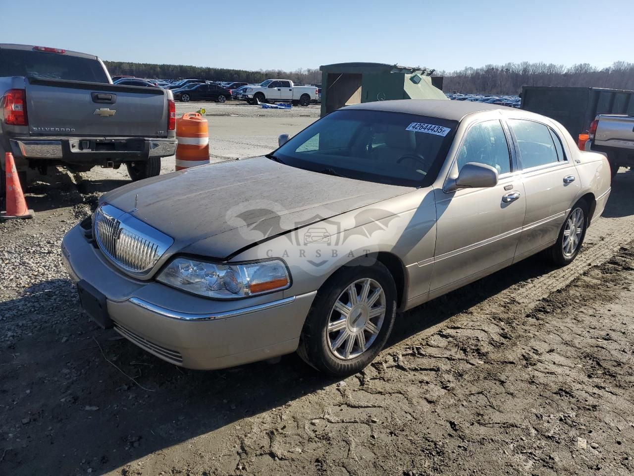 Lincoln Town Car SIGNATURE LIMITED 4.6L 8 2011