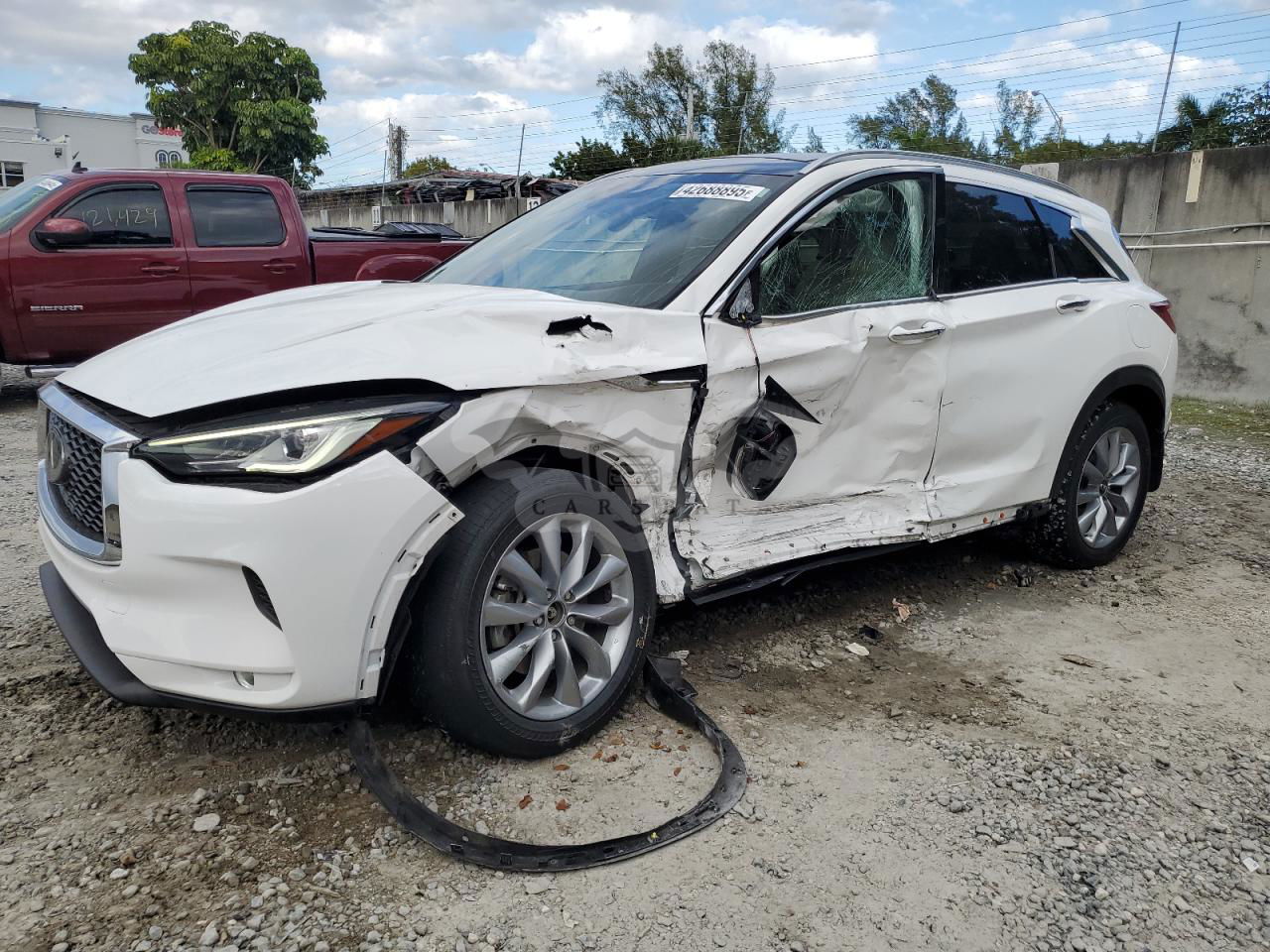 Infiniti QX50 LUXE 2.0L  4 2022