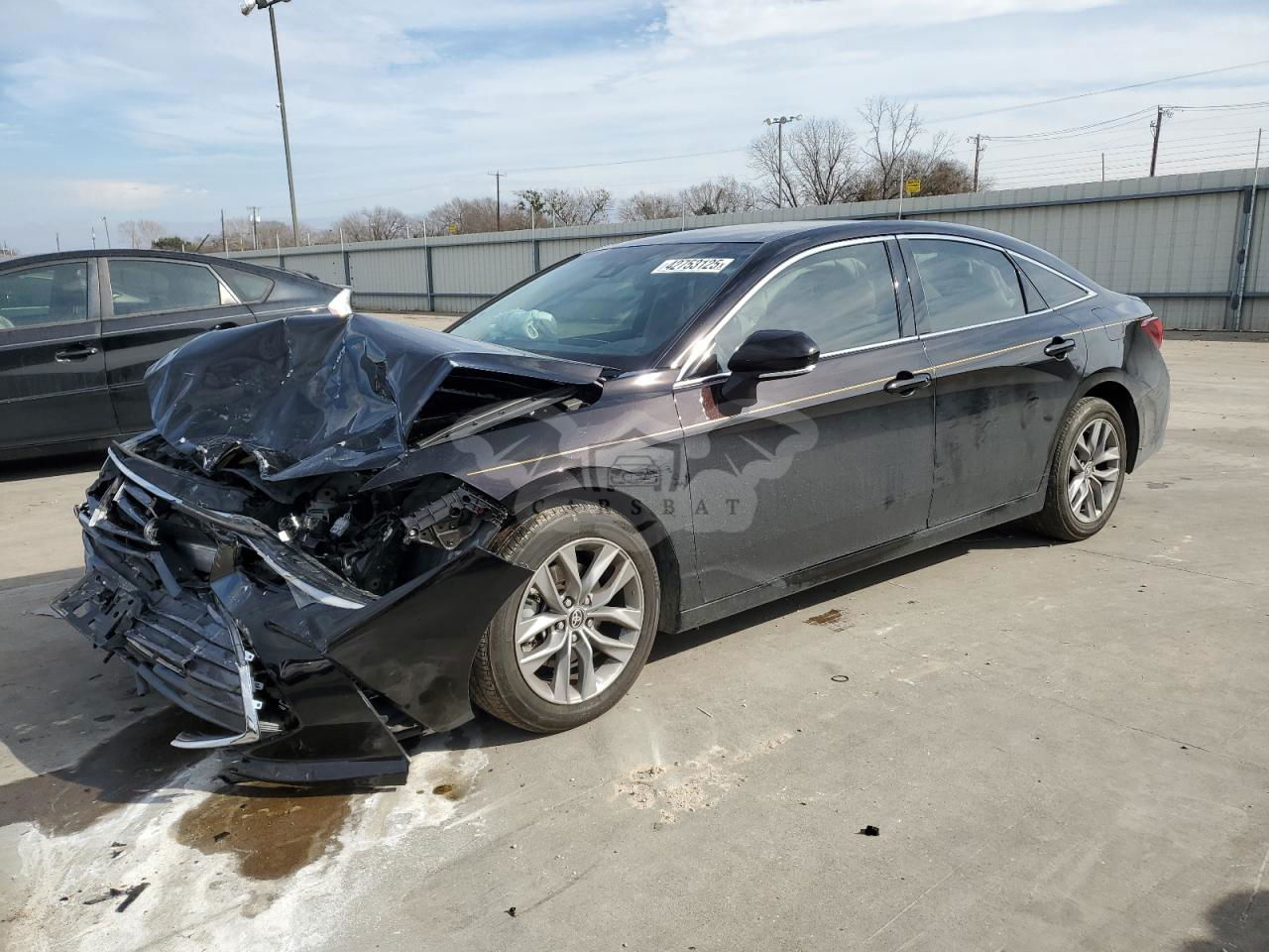 Toyota Avalon XLE 3.5L  6 2021