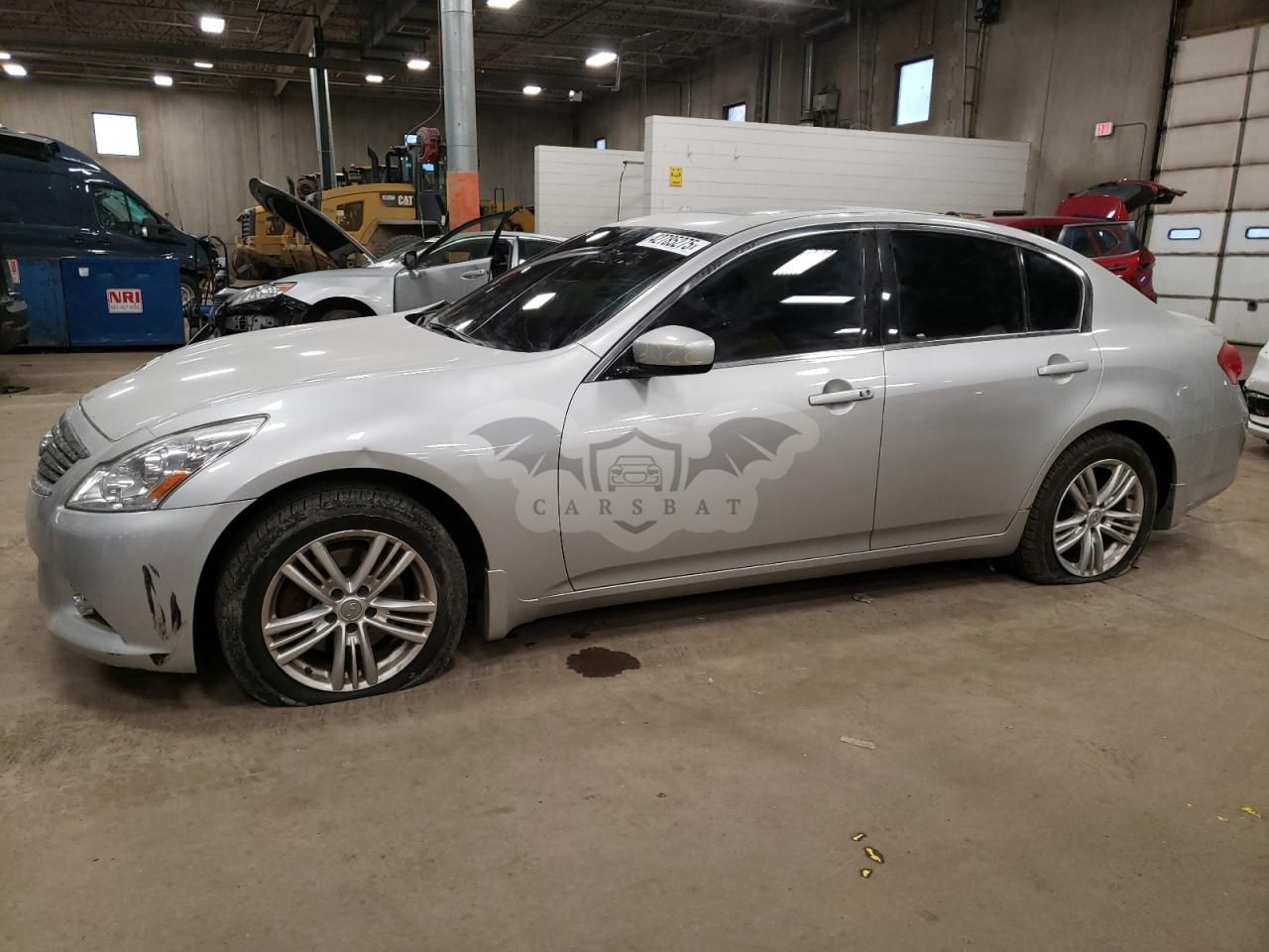 Infiniti G25 2.5L 6 2011