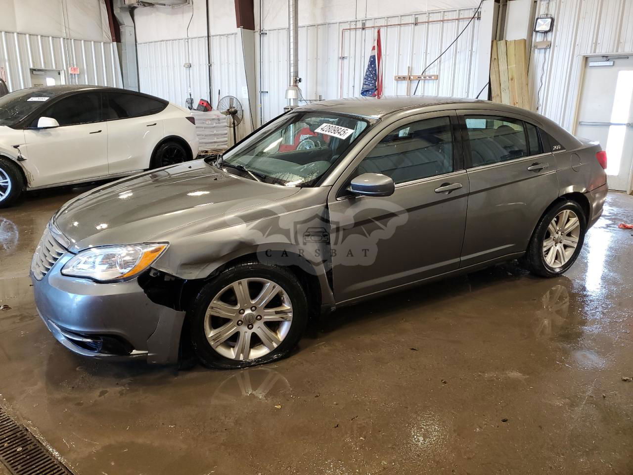 Chrysler 200 LX 2.4L  4 2013