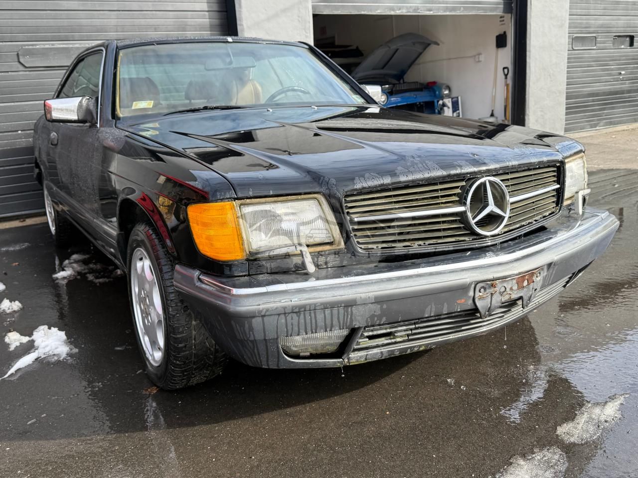 Mercedes-Benz 380 SEC 3.8L 8 1982