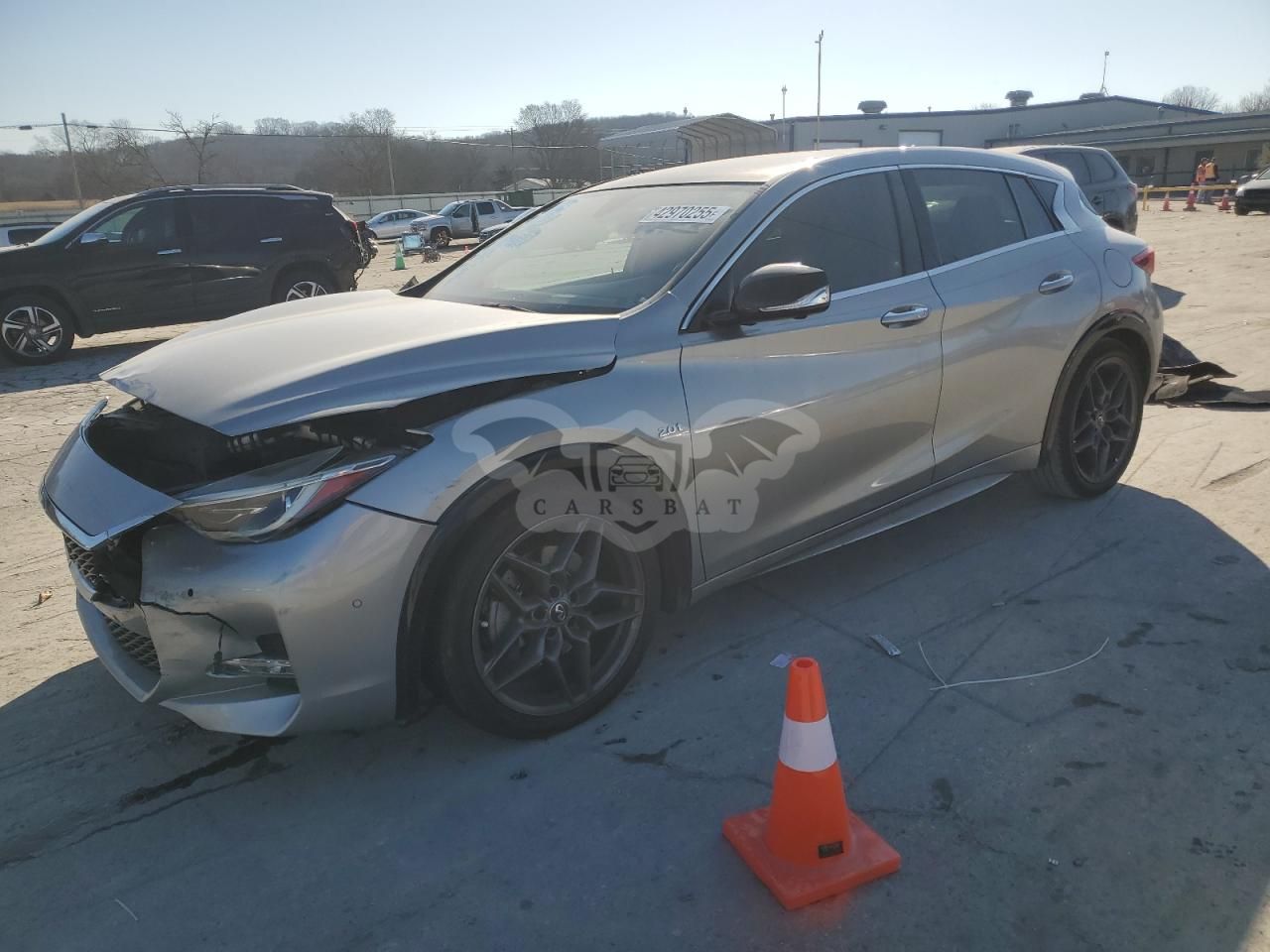 Infiniti QX30 BASE 2.0L 4 2018