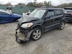 Kia Soul + 2.0L 4 2010