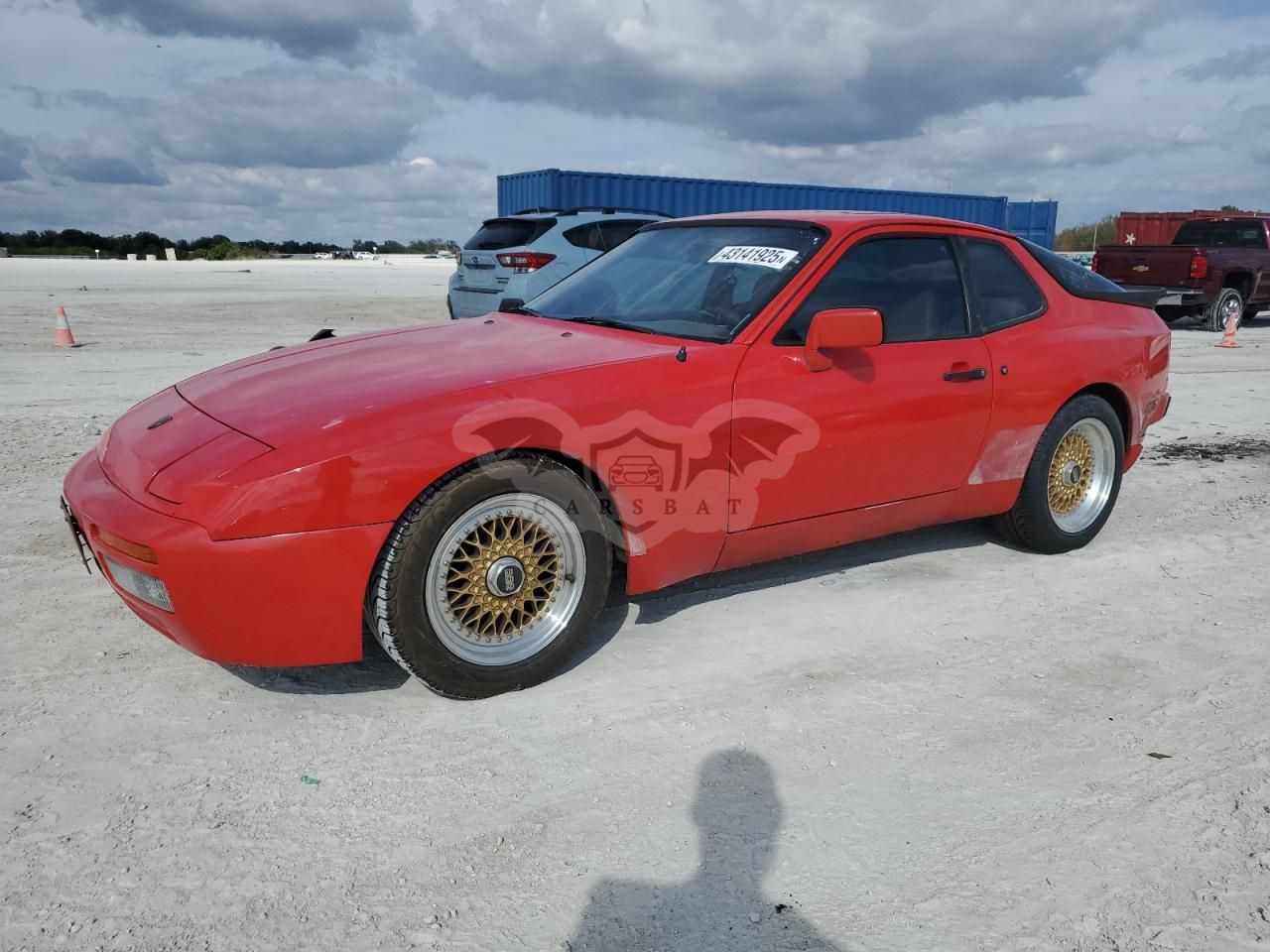 Porsche 944 2.5L 4 1983