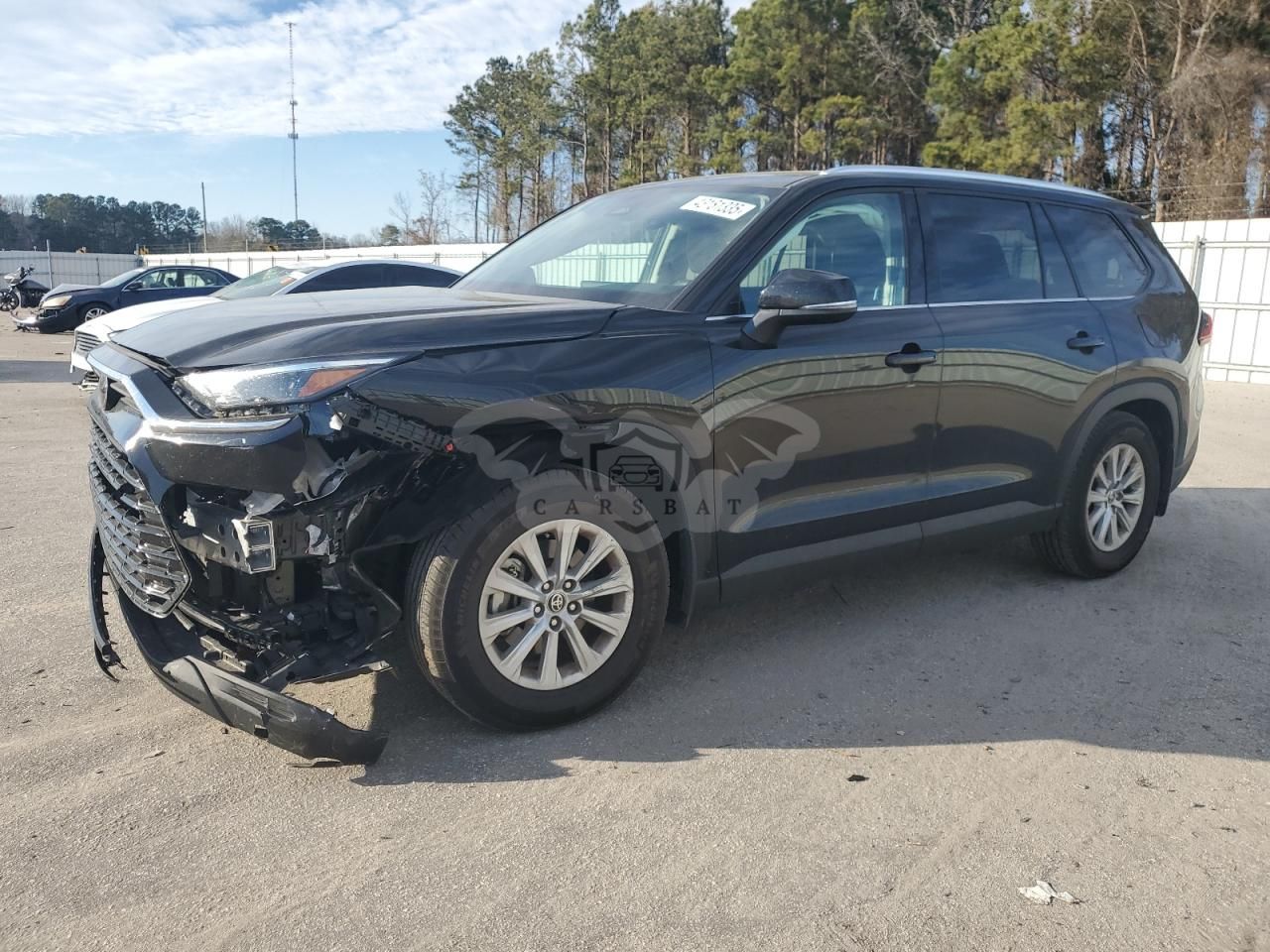 Toyota Grand Highlander XLE 2.4L 4 2024