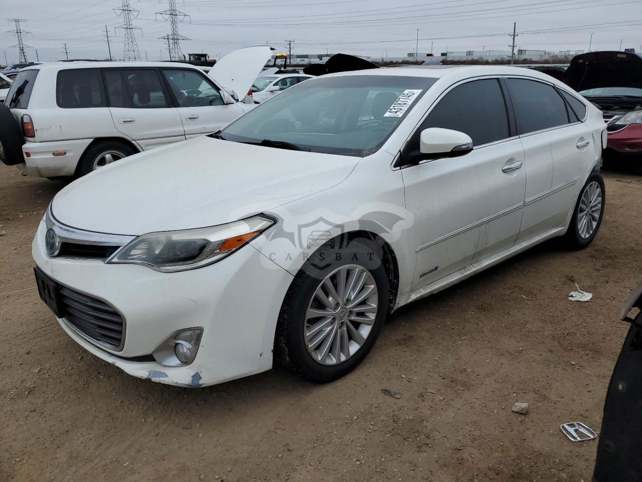 Toyota Avalon HYBRID 2.5L  4 2013