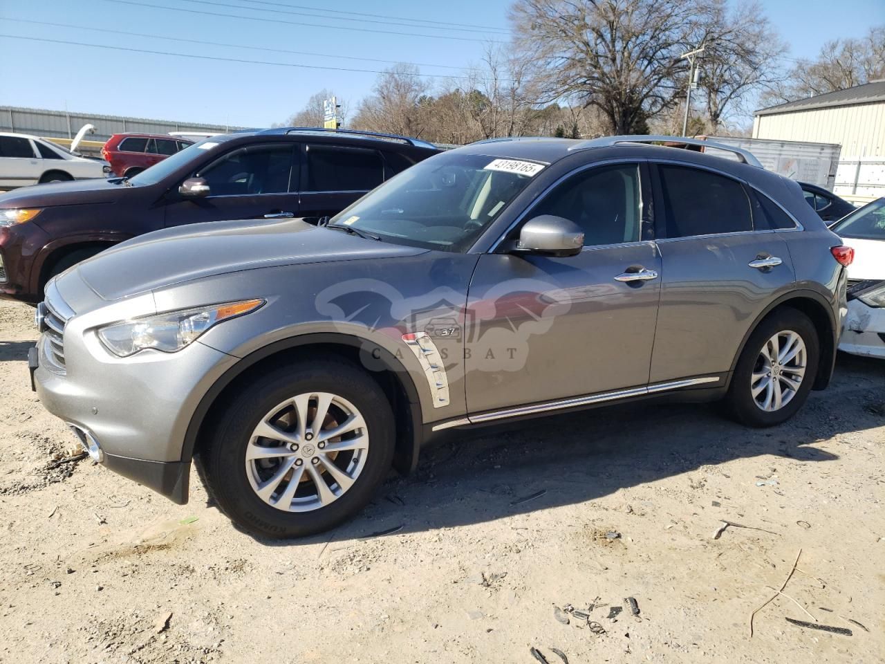 Infiniti QX70 3.7L 6 2015