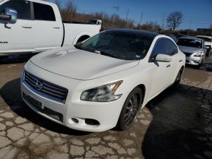 Nissan Maxima S 3.5L 6 2012