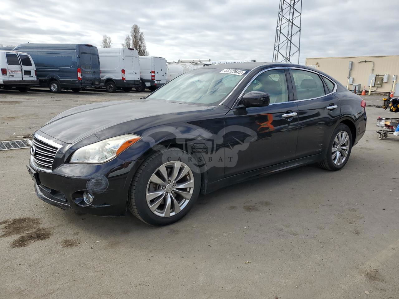 Infiniti M37 3.7L  6 2012