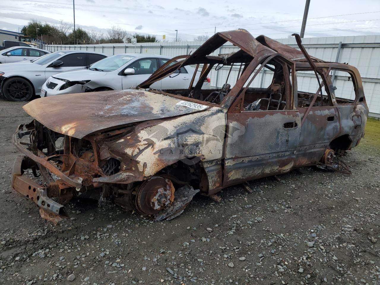 Toyota Land Cruiser 4.7L 8 1999