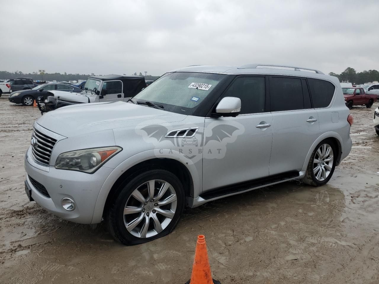 Infiniti QX56 5.6L 8 2012