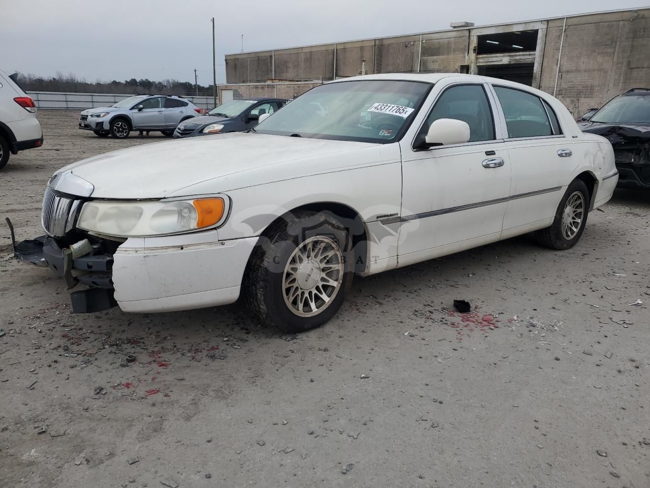 Lincoln Town Car SIGNATURE 4.6L 8 2000