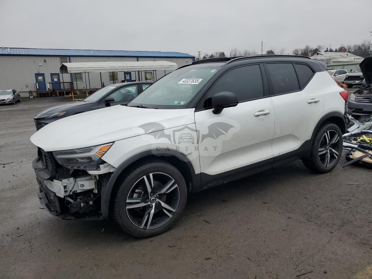 Volvo XC40 T4 R-DESIGN 2.0L 4 2019