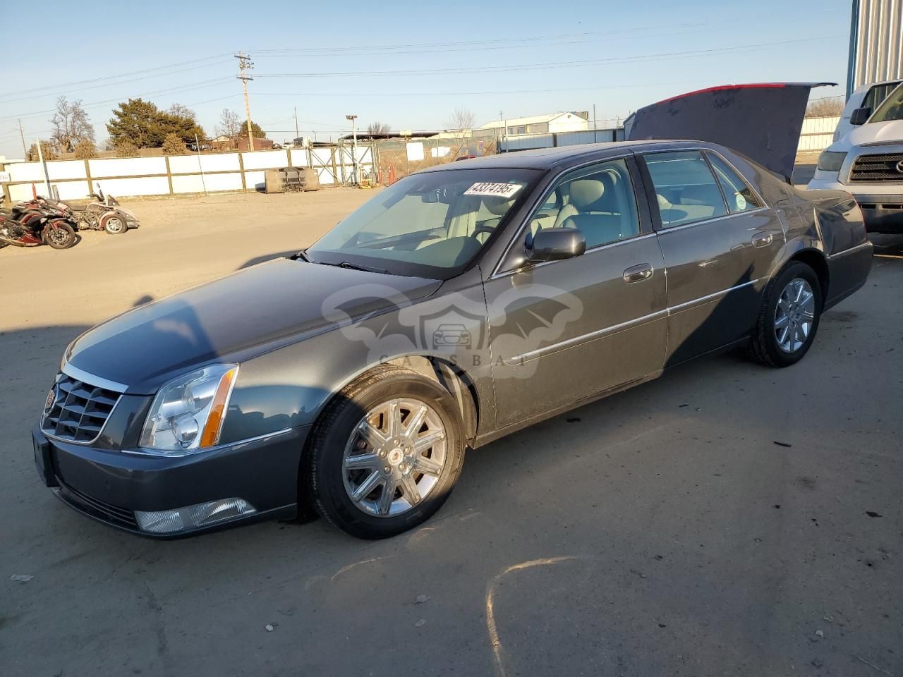 Cadillac DTS PREMIUM COLLECTION 4.6L 8 2011