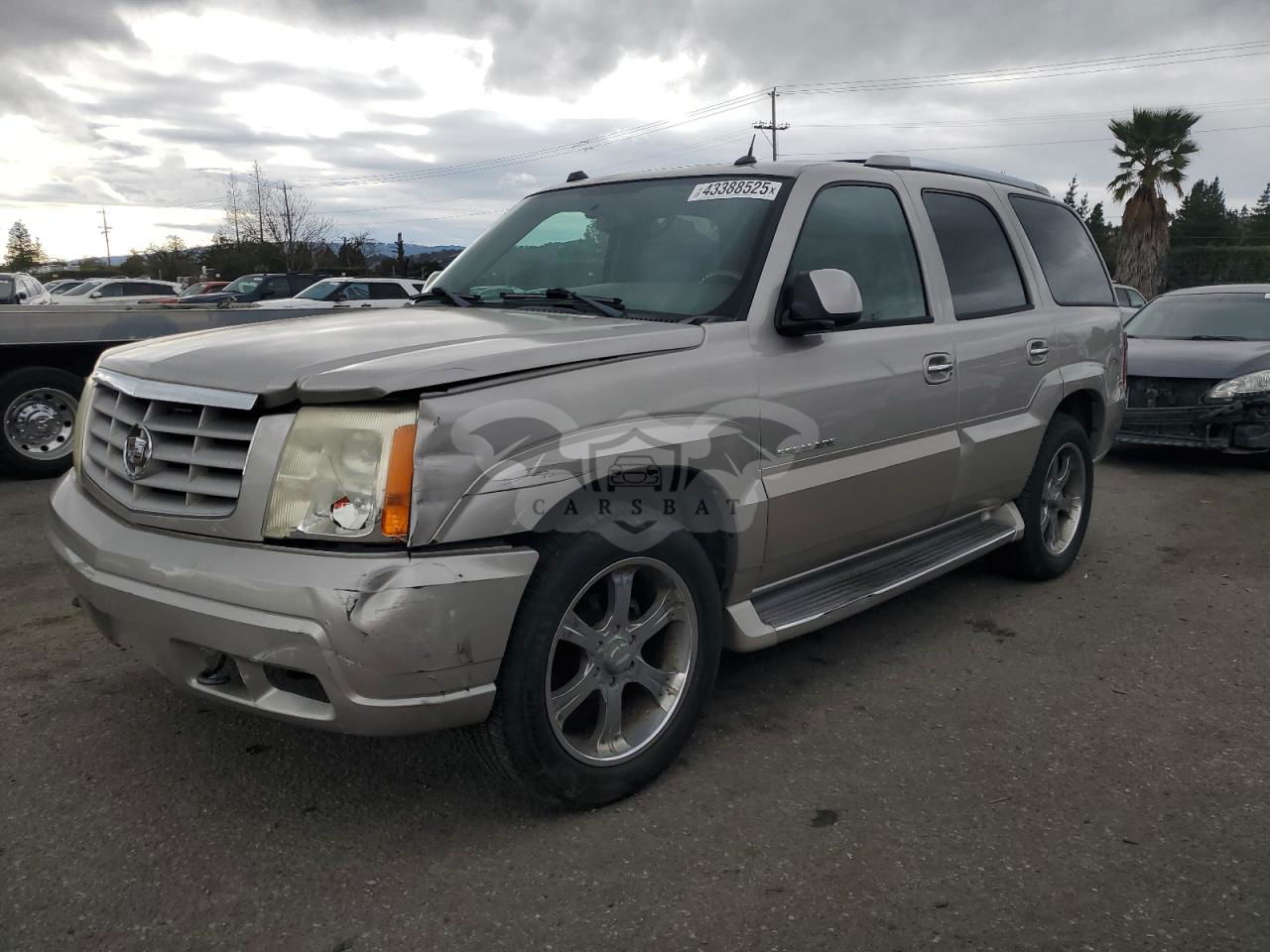 Cadillac Escalade LUXURY 6.0L  8 2004