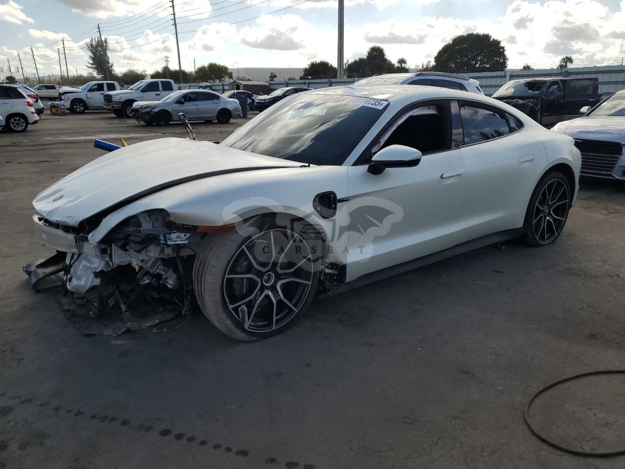 Porsche Taycan U 2024