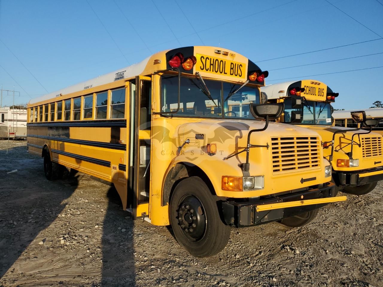 International 3000 3800 8 1995