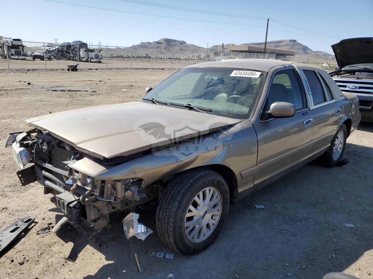 Ford Crown LX 4.6L 8 2003