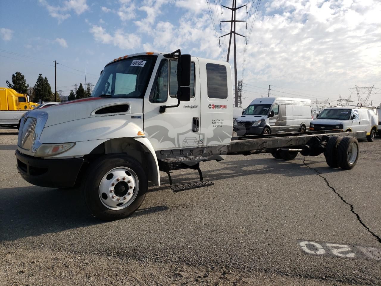 International DuraStar / 4000 4300 6.4L 8 2013