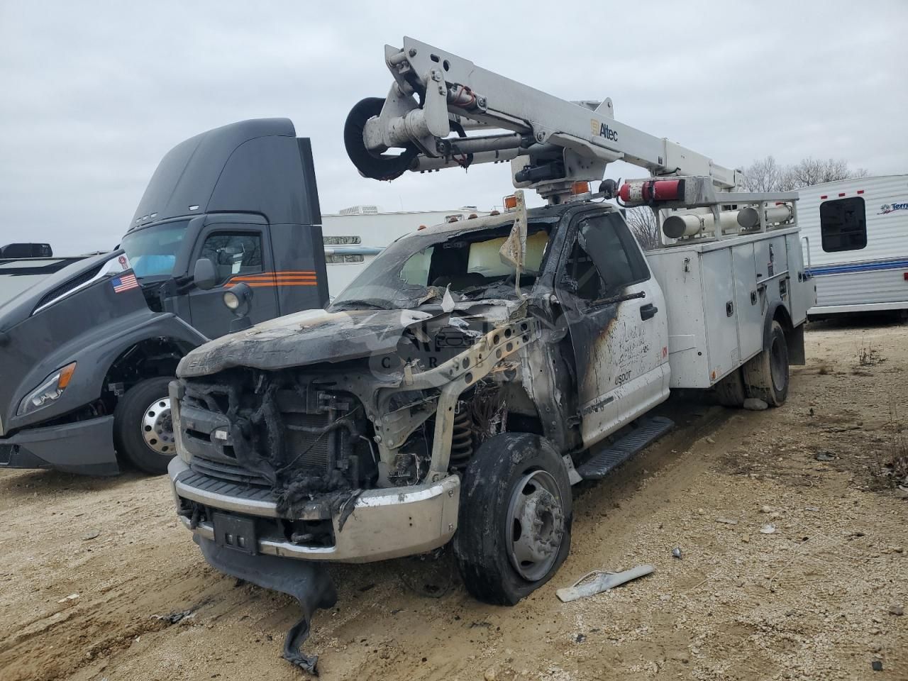 Ford F550 SUPER DUTY 6.7L 8 2017
