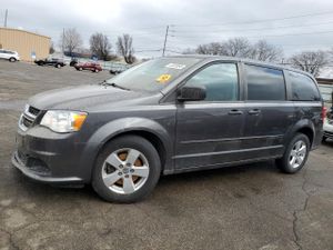 Dodge Grand Caravan (Caravan) SE 3.6L 6 2015