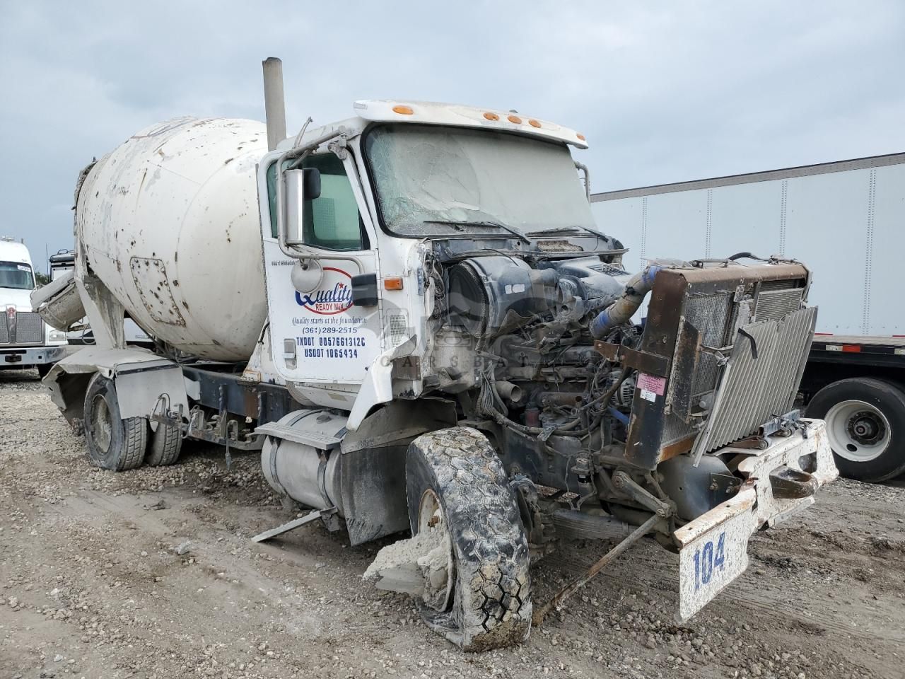 International PayStar 5600I 10.8L 6 2005