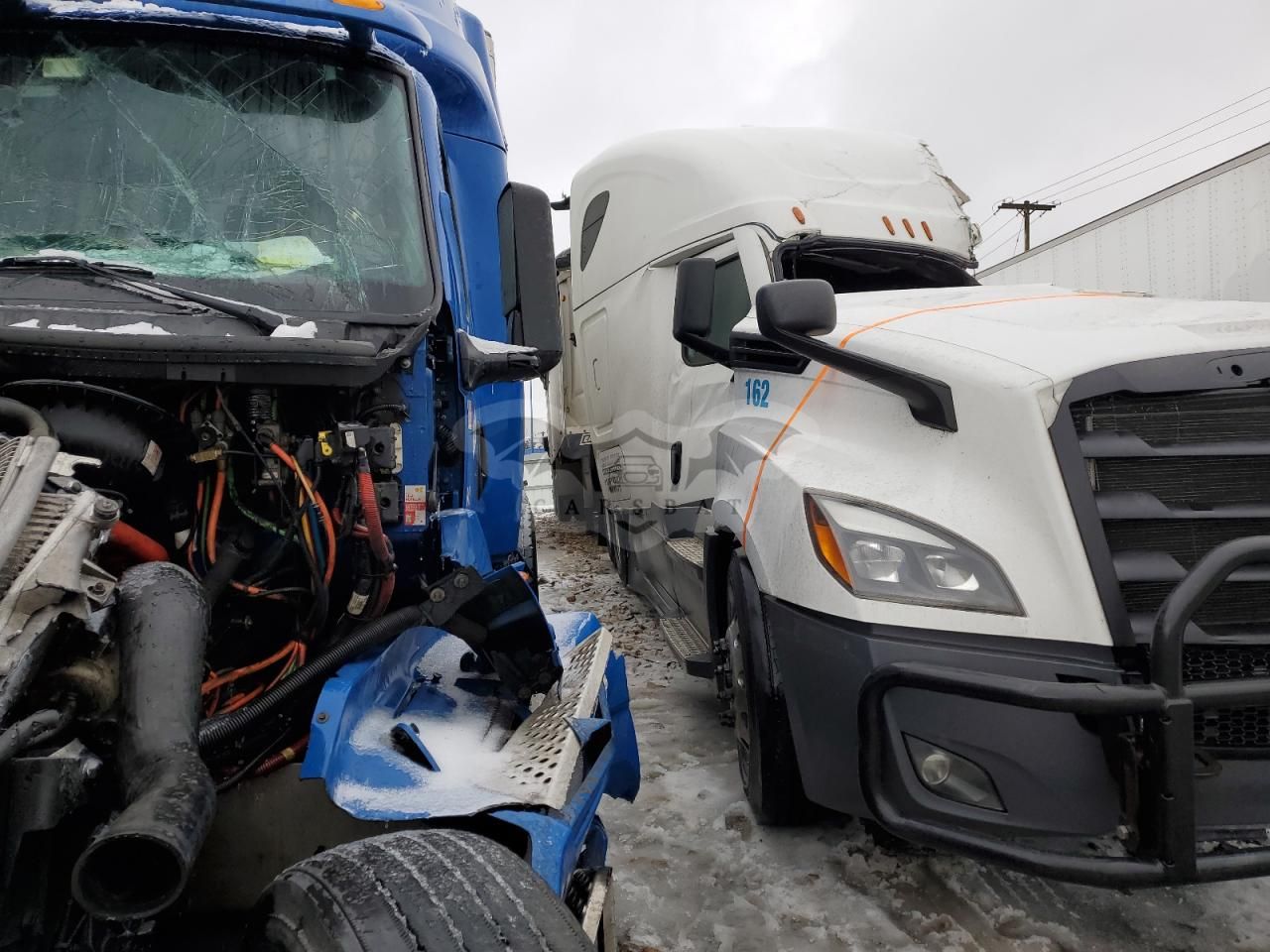 Freightliner Cascadia 14.8L 6 2023