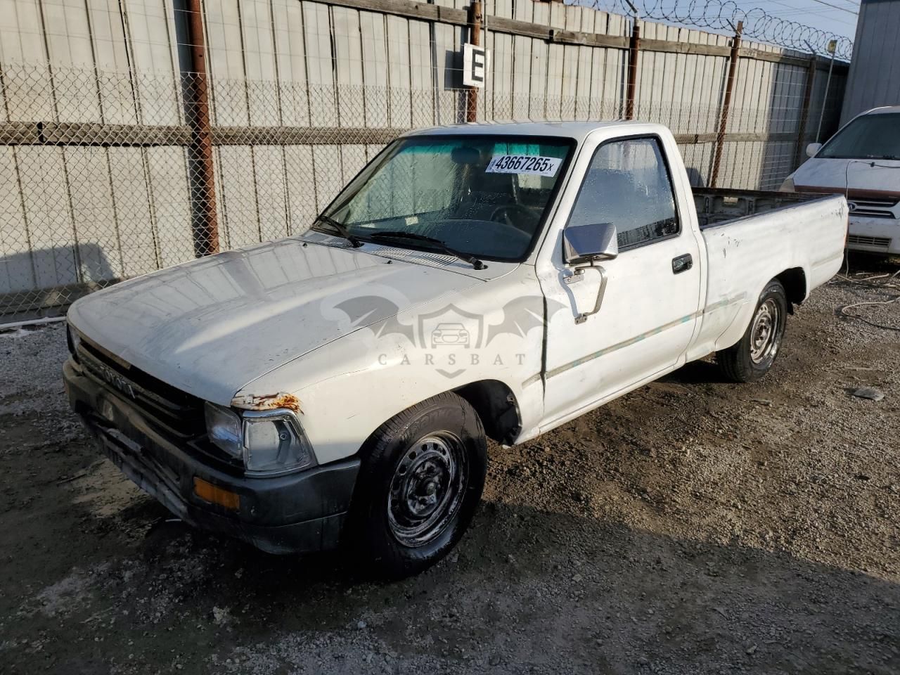 Toyota Hilux 1/2 TON SHORT WHEELBASE 2.4L 4 1989