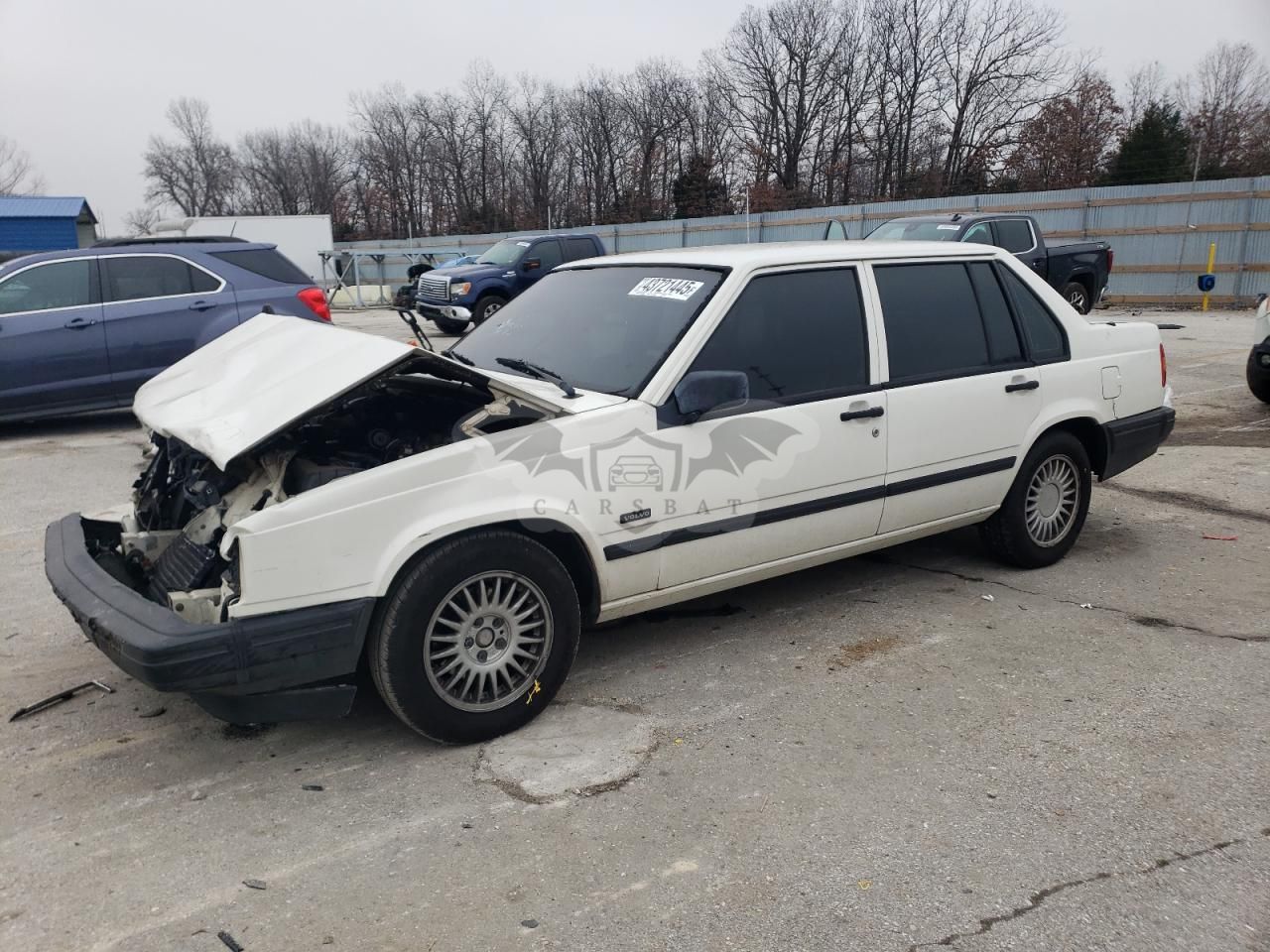 Volvo 940 2.3L 4 1995