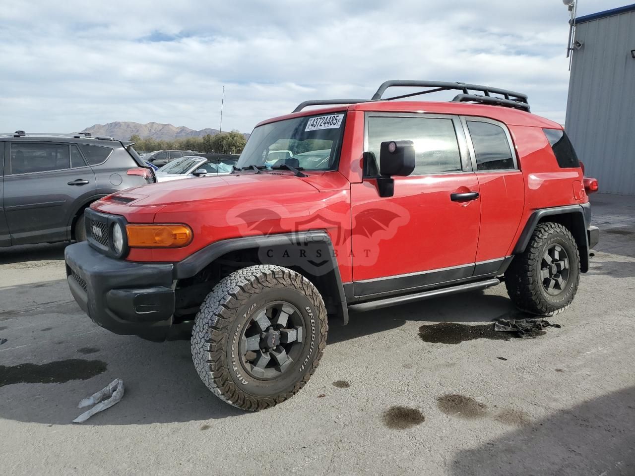 Toyota FJ Cruiser 4.0L 6 2012