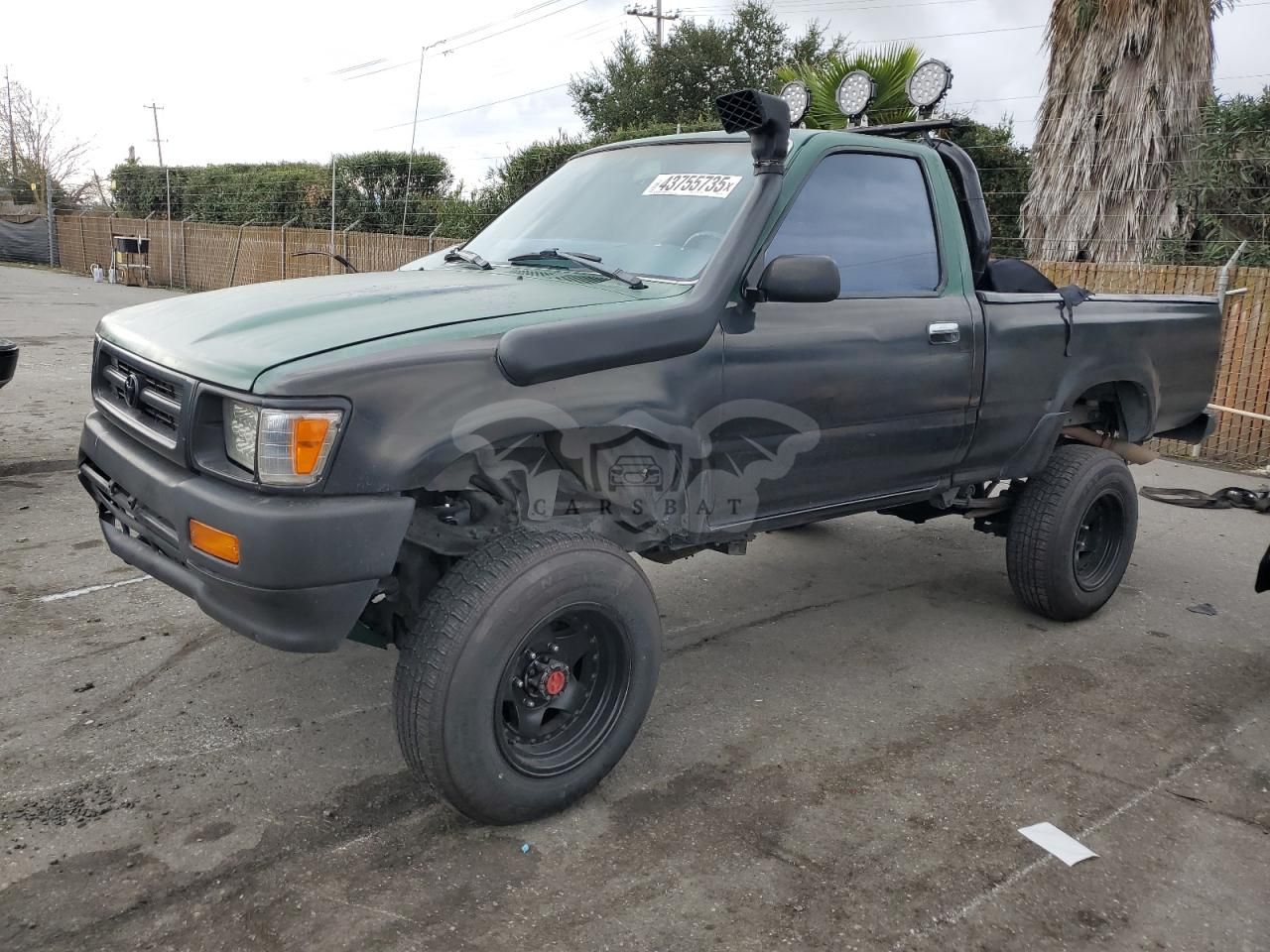 Toyota Hilux 1/2 TON SHORT WHEELBASE DX 2.4L 4 1995