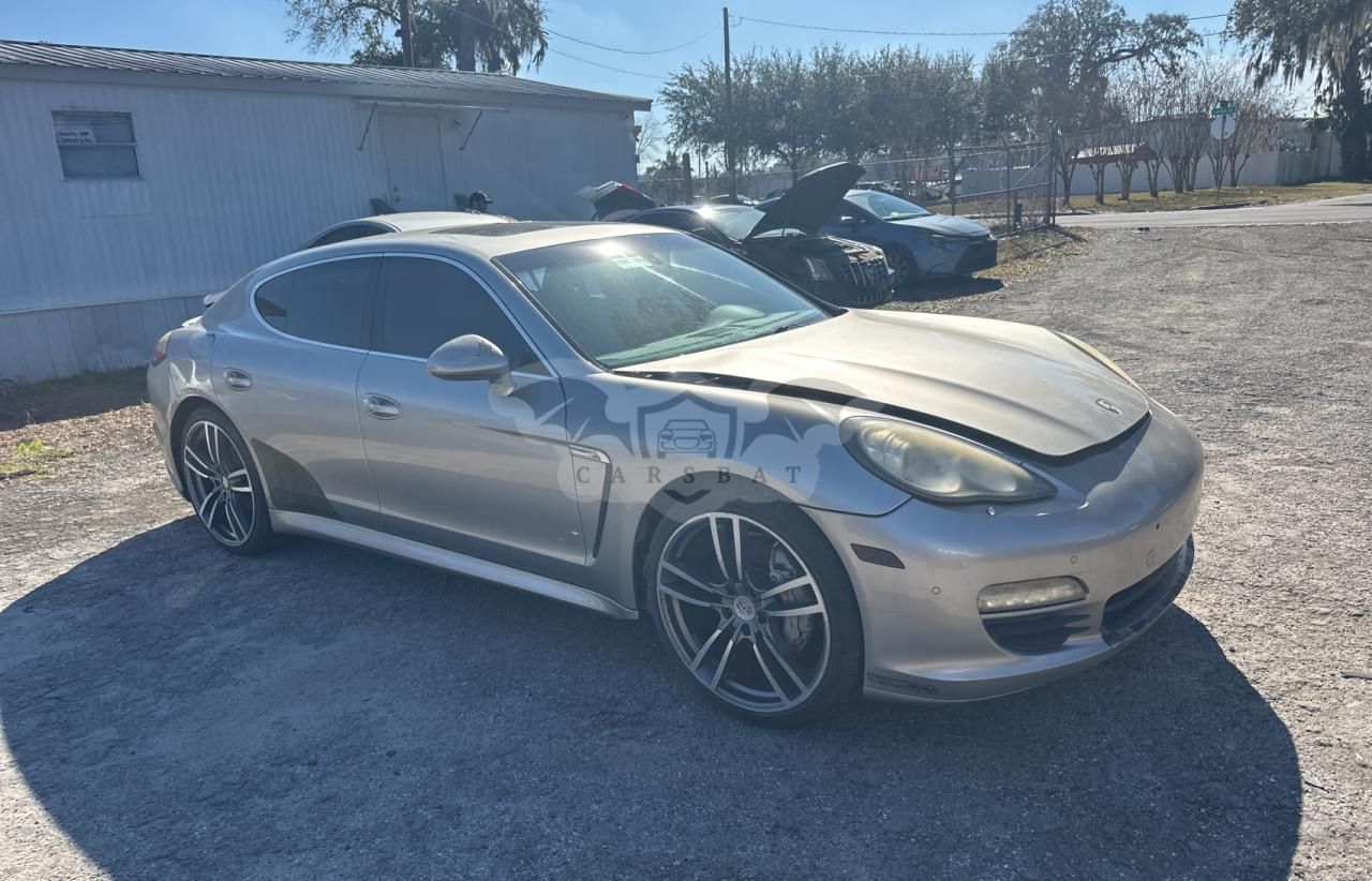 Porsche Panamera S 4.8L 8 2010