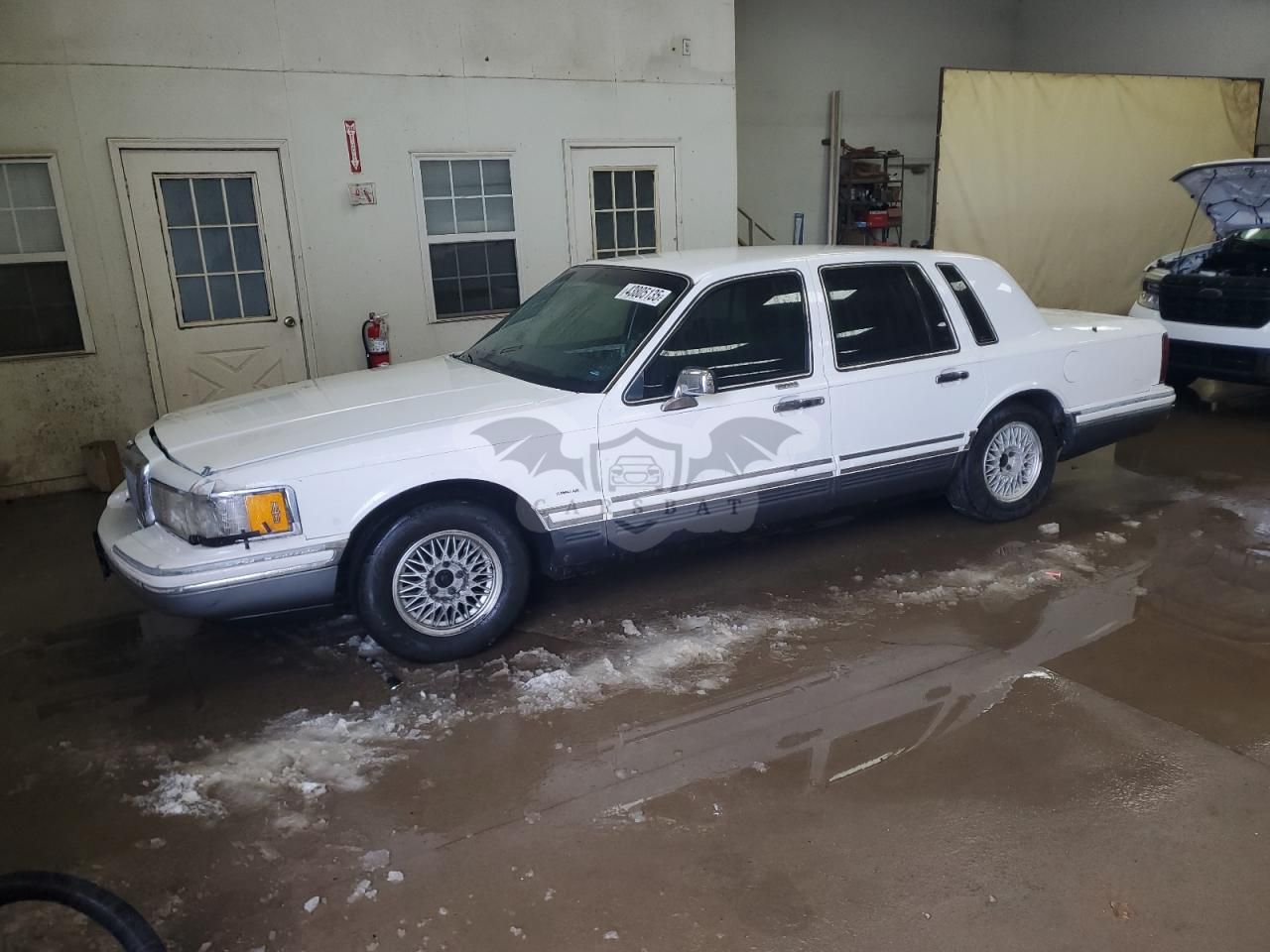Lincoln Town Car SIGNATURE 4.6L 8 1994