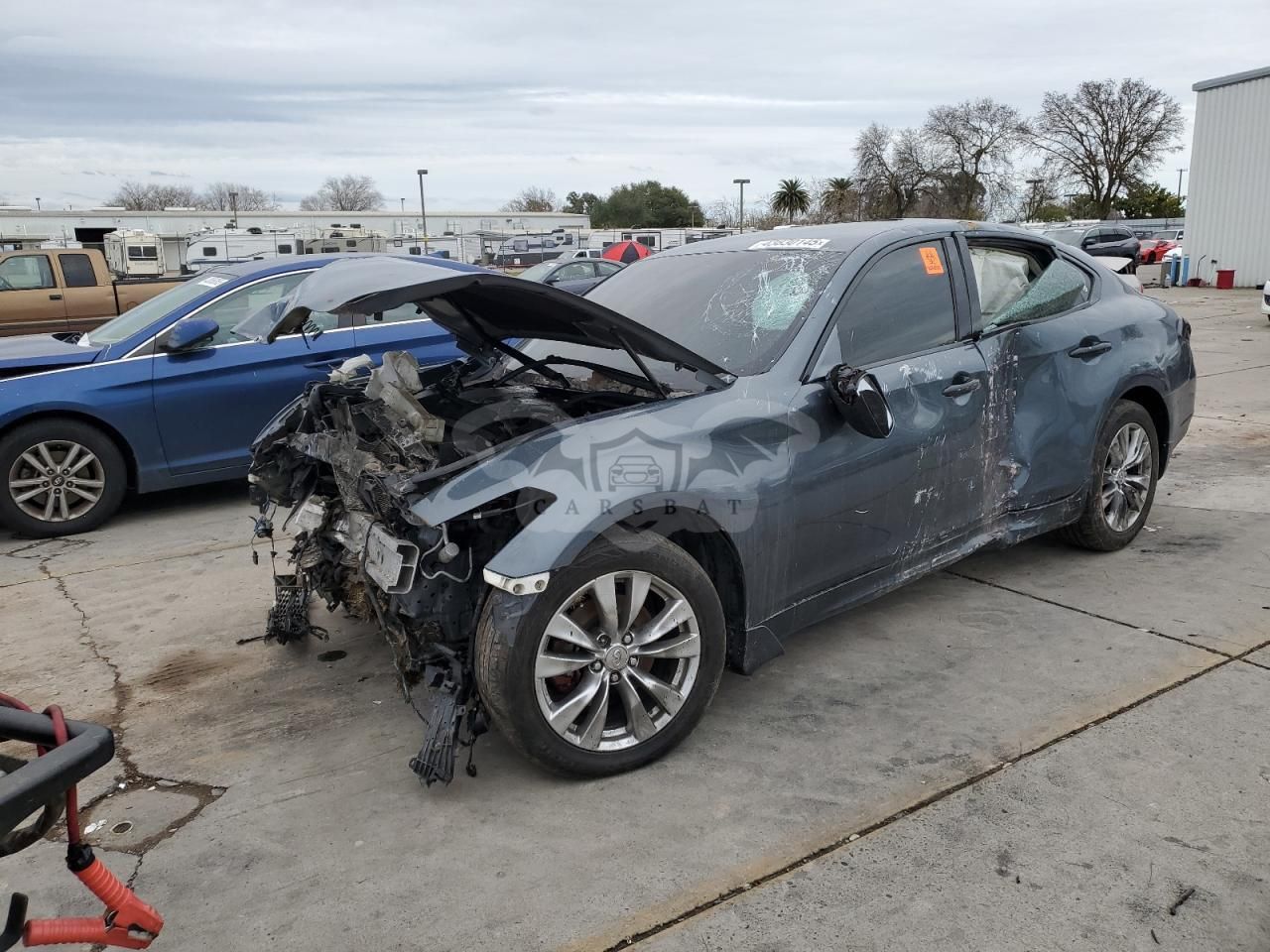 Infiniti M37 X 3.7L 6 2012
