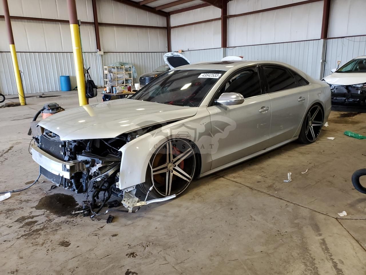 Audi S8 QUATTRO 4.0L 8 2013