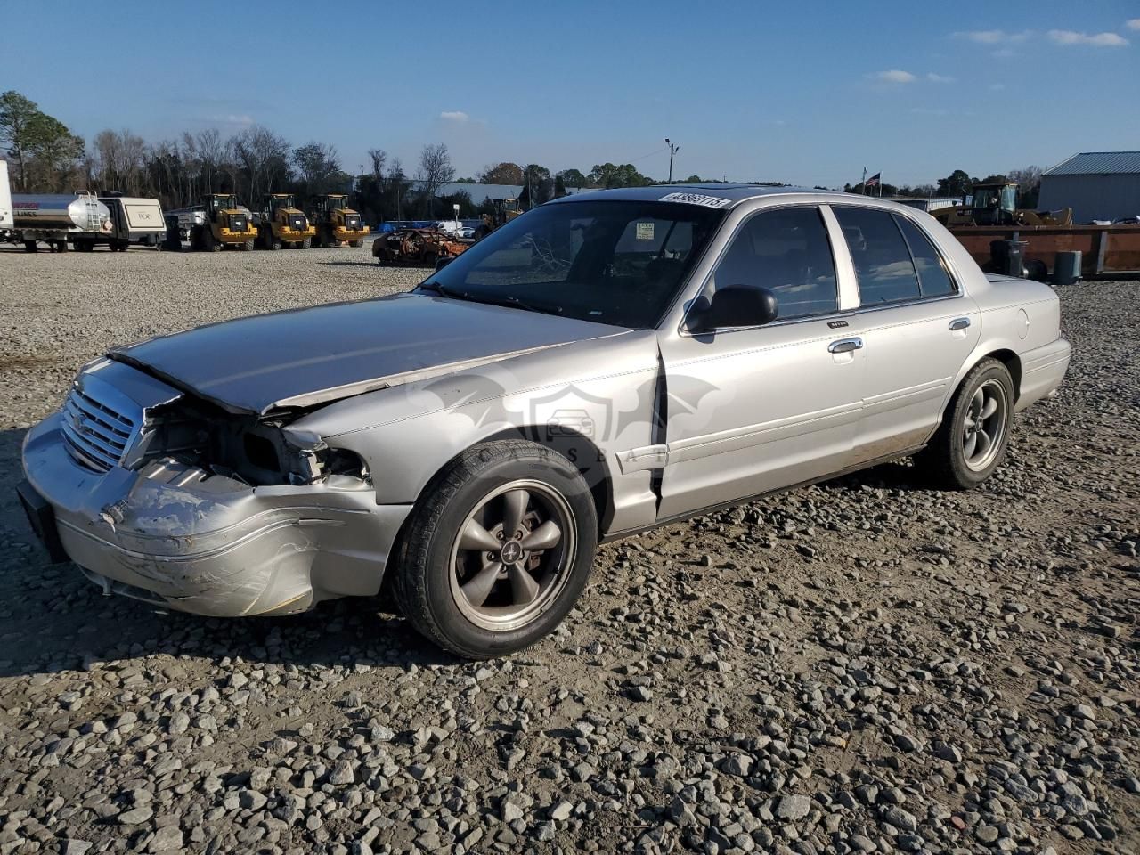Ford Crown LX 4.6L 8 2004