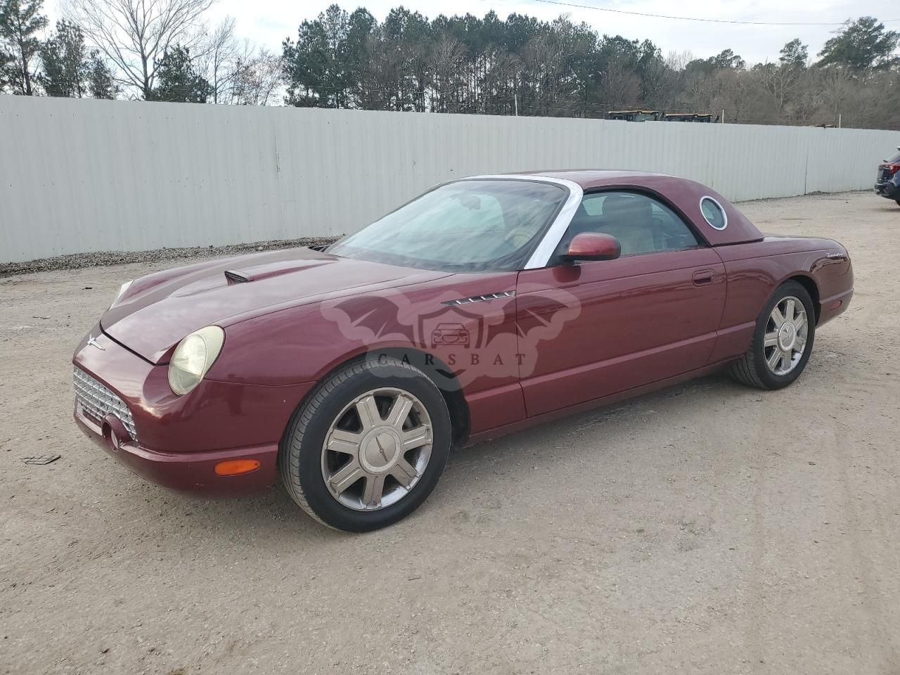 Ford Thunderbird 3.9L 8 2004
