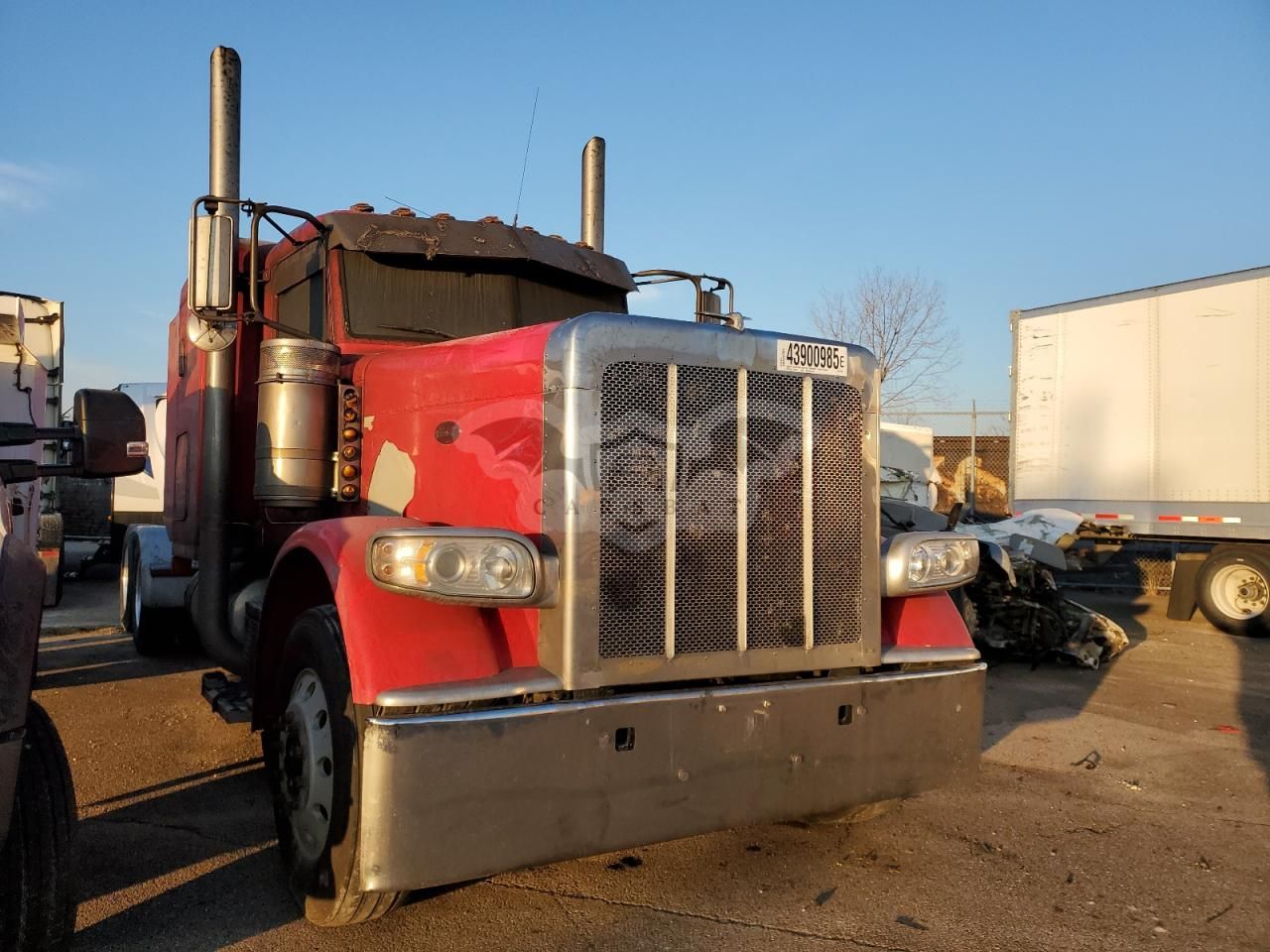 Peterbilt 388 12.9L 6 2013