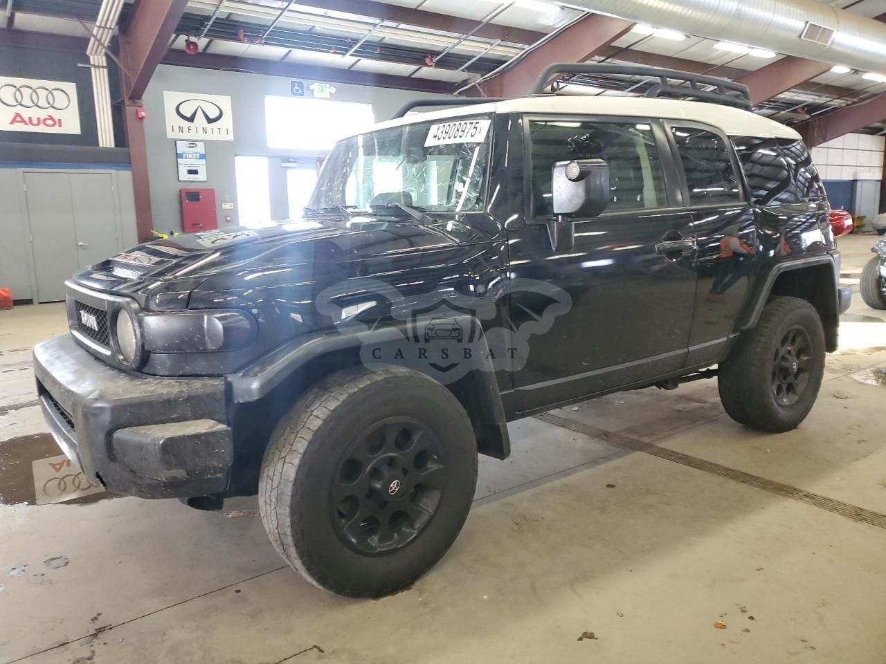Toyota FJ Cruiser 4.0L 6 2013