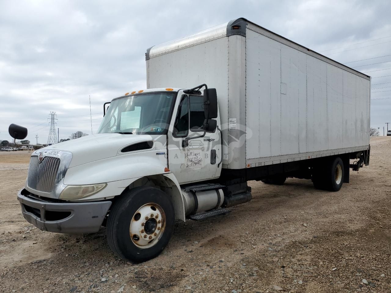 International DuraStar / 4000 4300 7.6L 6 2011
