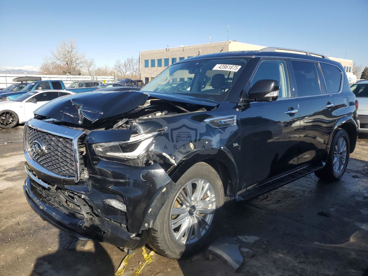 Infiniti QX80 LUXE 5.6L  8 2020