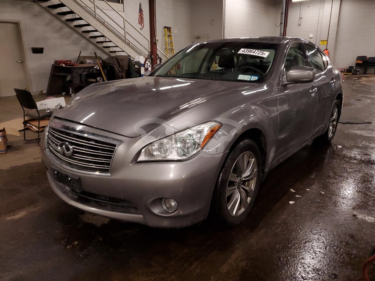 Infiniti M37 X 3.7L 6 2011