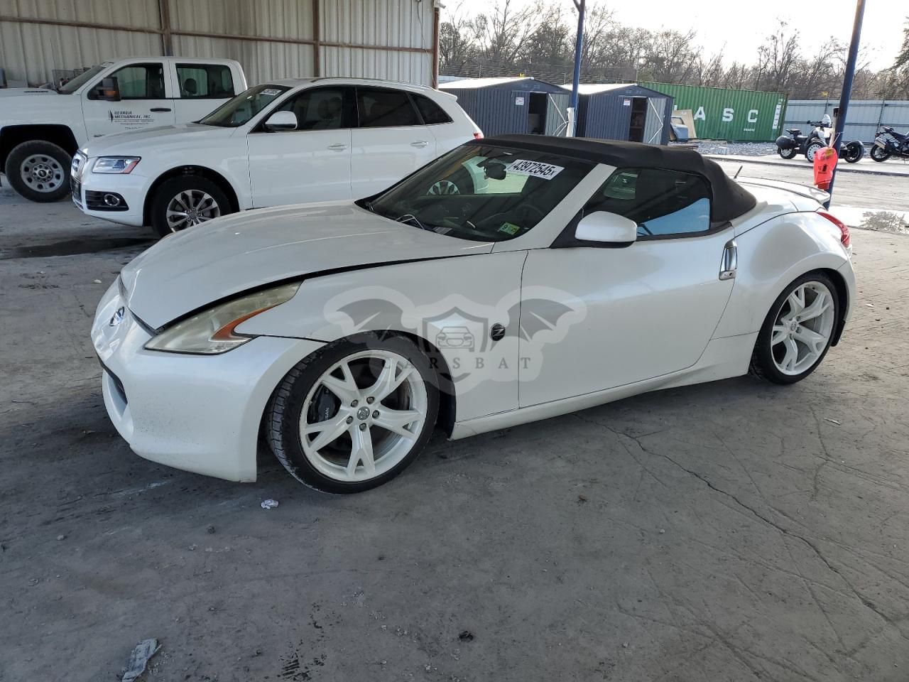 Nissan 370z BASE 3.7L 6 2011