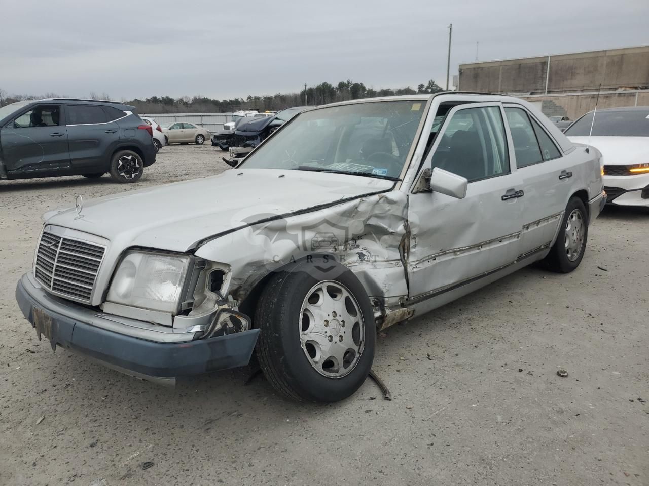 Mercedes-Benz 300 E 3.0L 6 1992