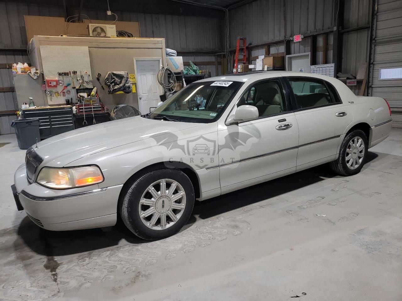 Lincoln Town Car SIGNATURE LIMITED 4.6L 8 2007