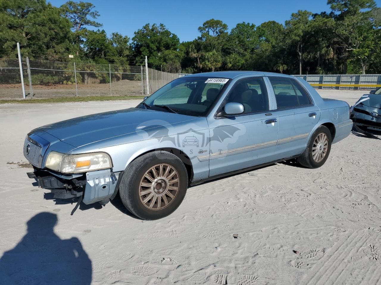 Mercury Grand Marquis LS 4.6L 8 2010